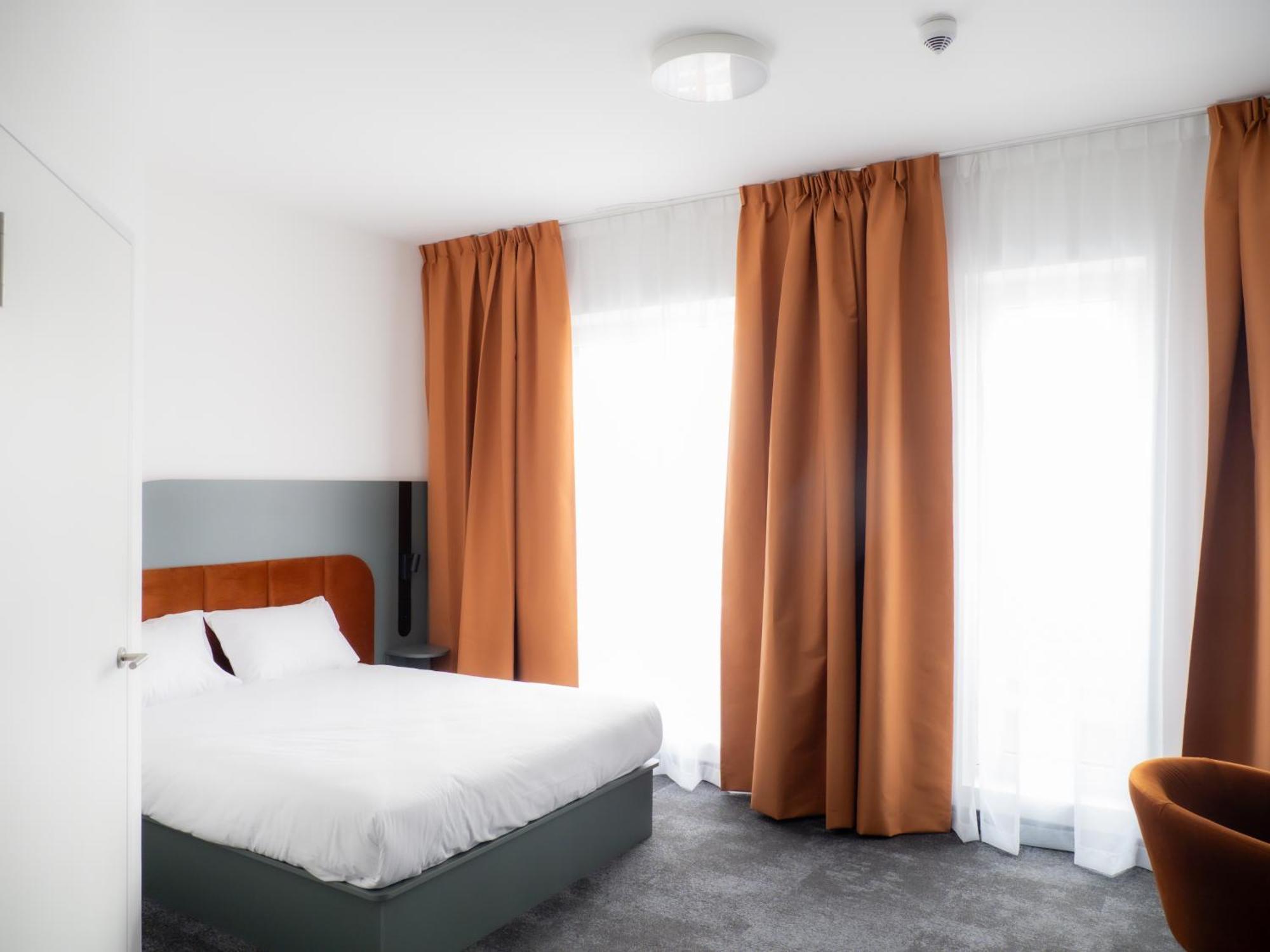 B&B Hotel Leszno Kültér fotó